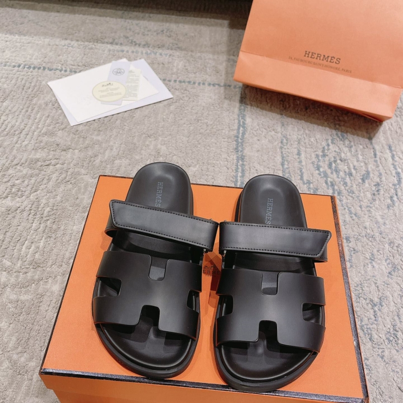 H**mes slippers